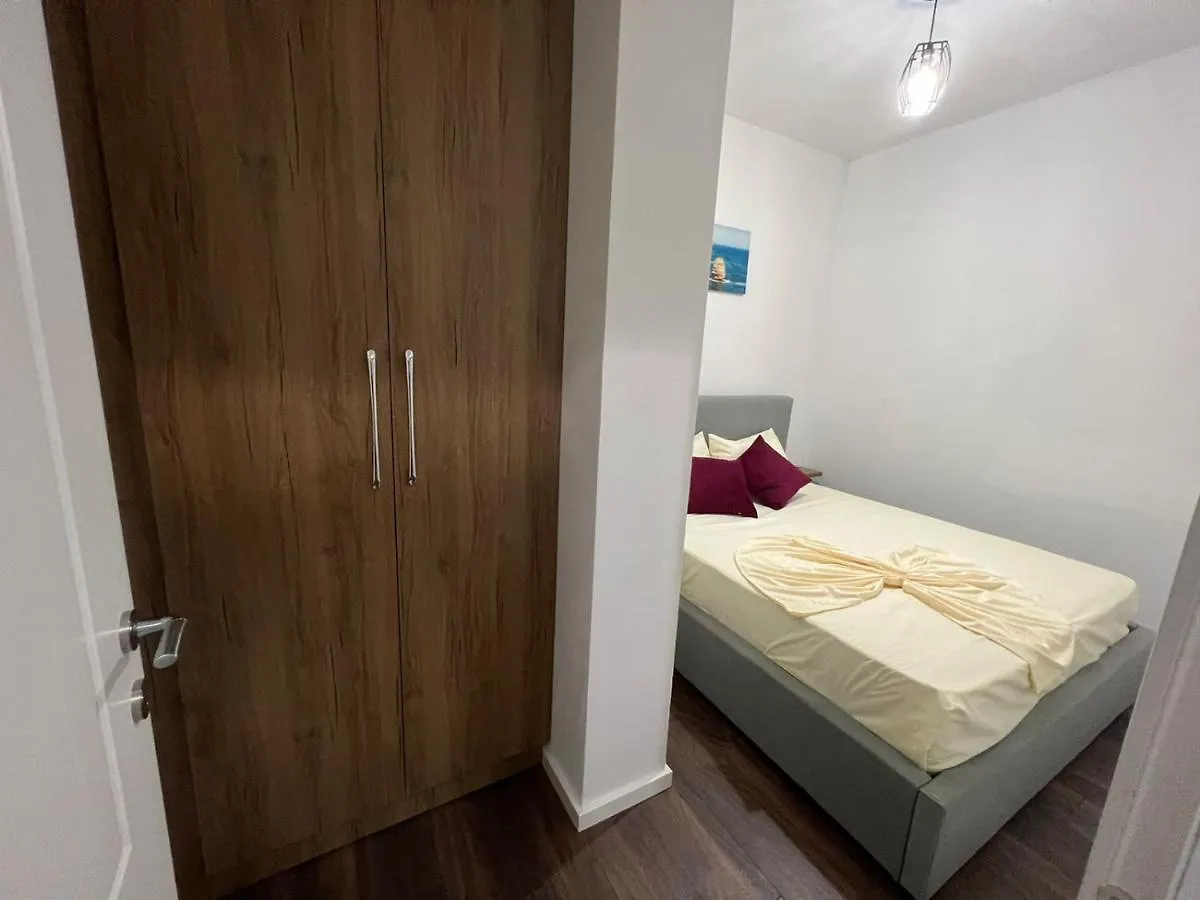 Victoria Houses, Vlore Albania 알바니아