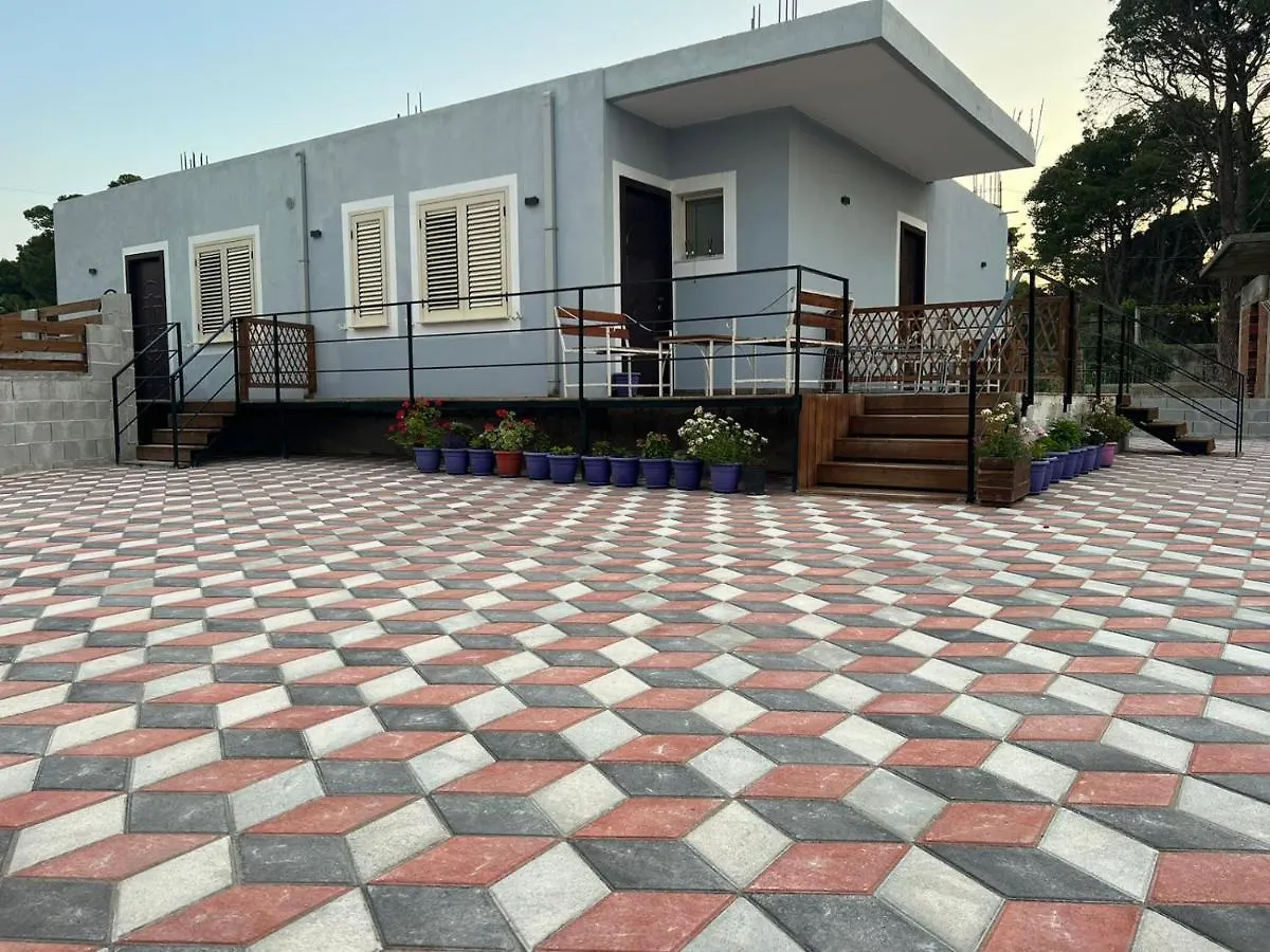 Victoria Houses, Vlore Albania 알바니아